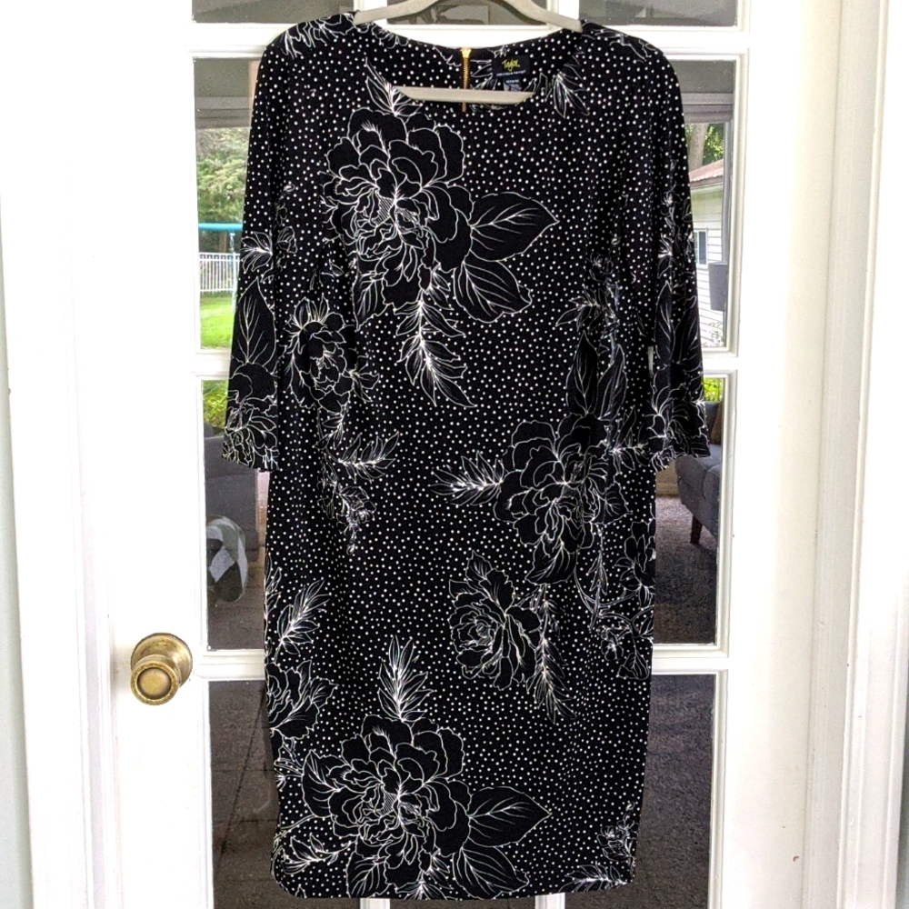 New Women's Maternity Pea in the Pod Black White Dress